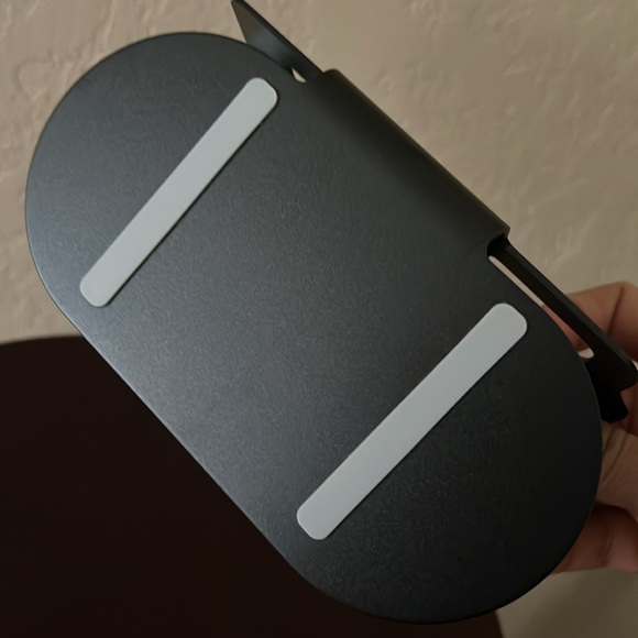 Aluminum 3-in-1 Apple Charging Dock for Smart Products - Picture 5 of 13